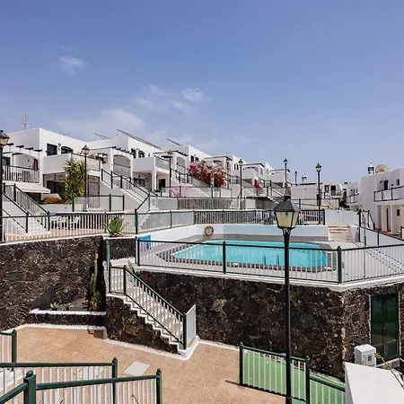 One Bedroom With Communal Pool - Casa Julie Apartament *