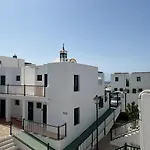 Апартаменты One Bedroom With Communal Pool - Casa Julie